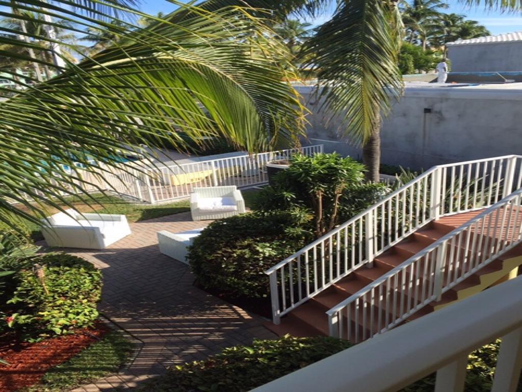Luna Paradise By The Sea Lauderdale-by-the-Sea Exterior foto