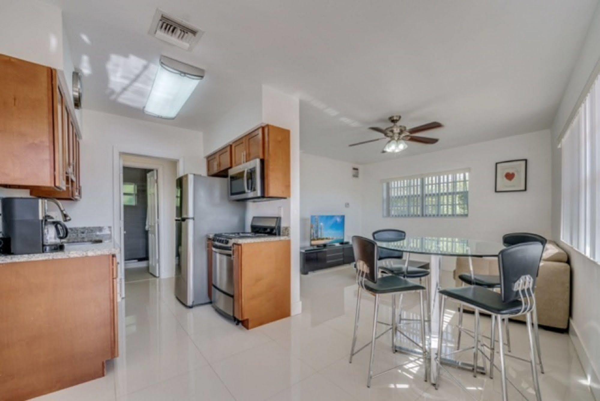 Luna Paradise By The Sea Lauderdale-by-the-Sea Exterior foto