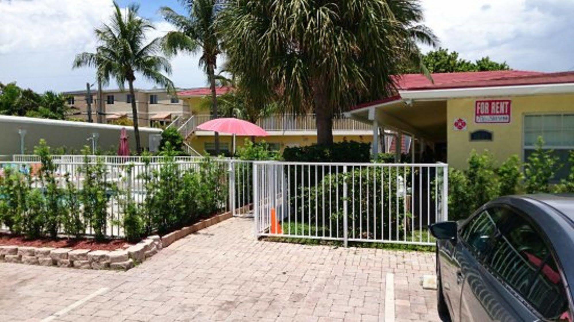 Luna Paradise By The Sea Lauderdale-by-the-Sea Exterior foto